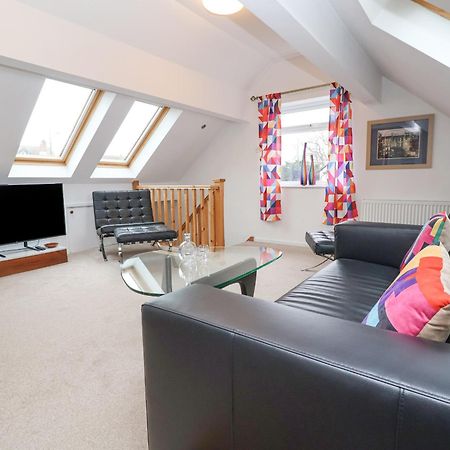 Apartamento Dragon'S Den Chester Exterior foto