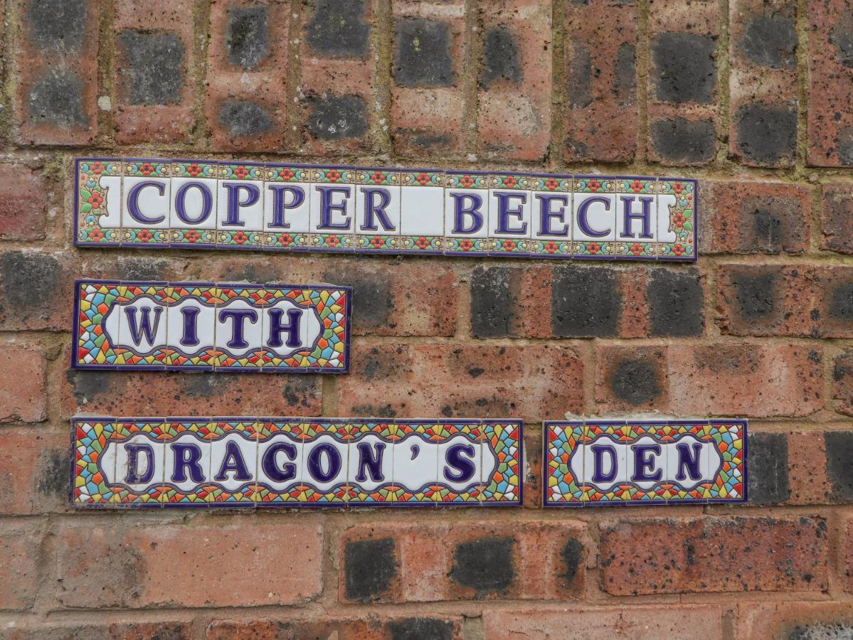 Apartamento Dragon'S Den Chester Exterior foto