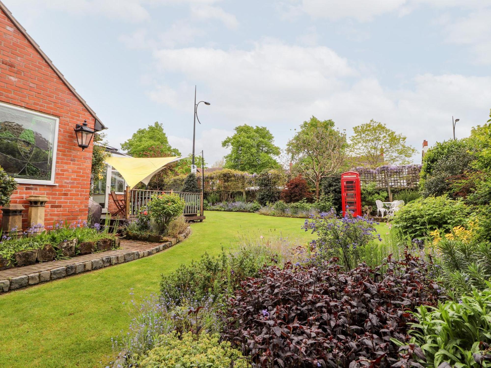 Apartamento Dragon'S Den Chester Exterior foto